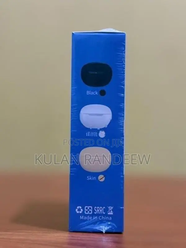 C01 Ear Buds