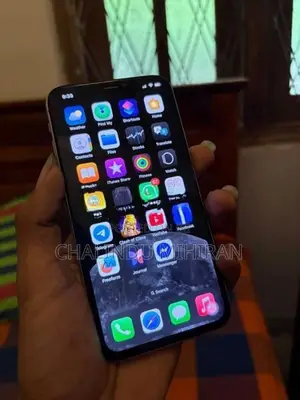 Apple iPhone XS 256GB (Used)