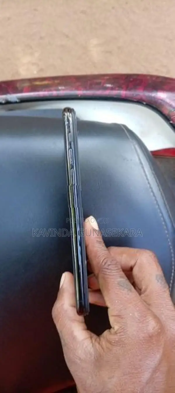 Apple iPhone XS (Used)