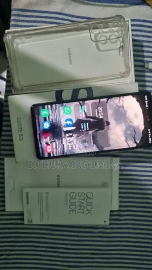 Samsung Galaxy S20FE 5G (Used)