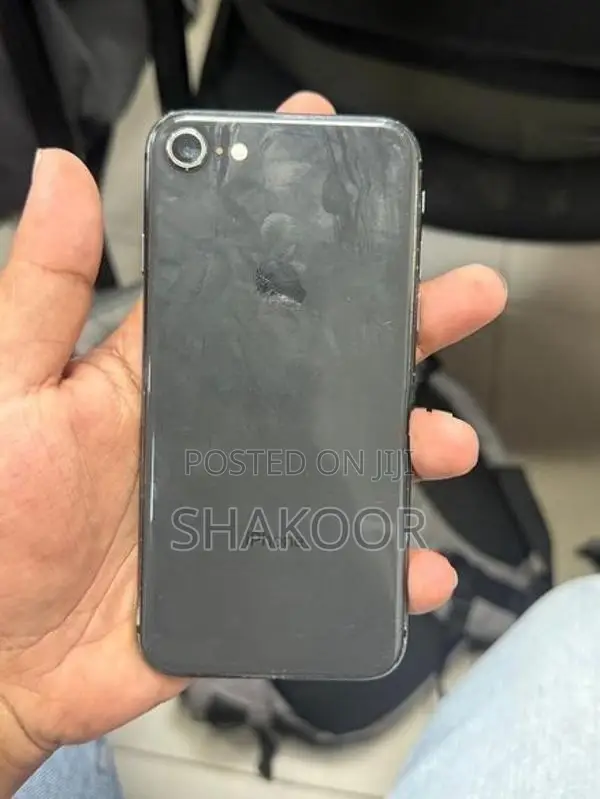 Apple iPhone 8 (Used)