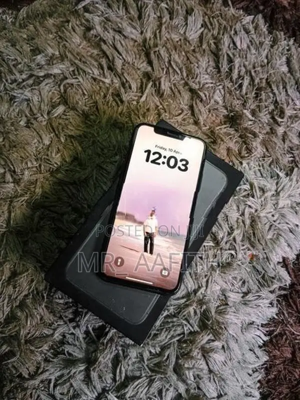 Apple iPhone XS (Used)