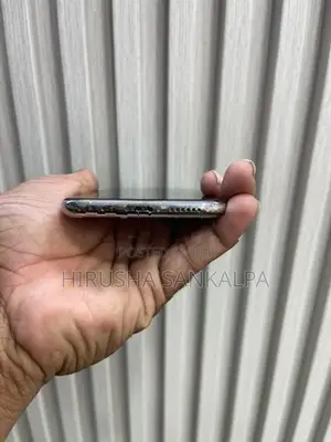 Apple iPhone 11 Pro 256GB (Used)
