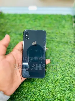 Apple iPhone XS (Used)