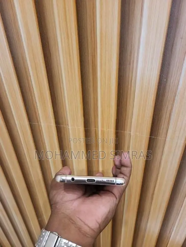 Samsung Galaxy S10 Plus (Used)