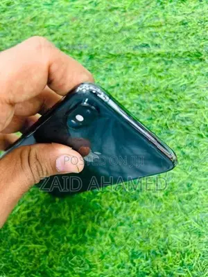 Apple iPhone XS (Used)