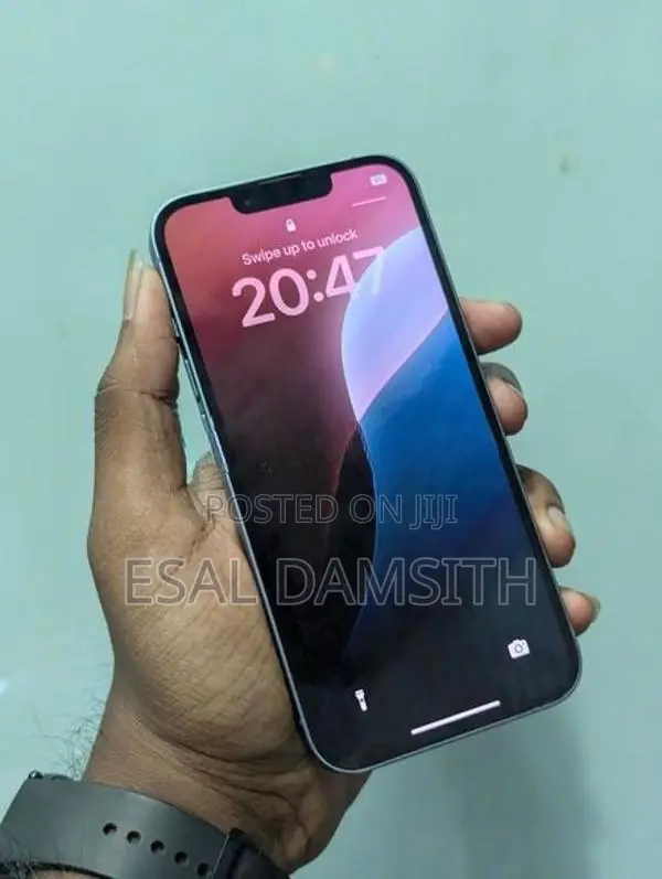 Apple iPhone 14 (Used)