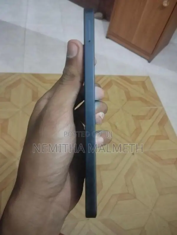 Samsung Galaxy A06 (Used)