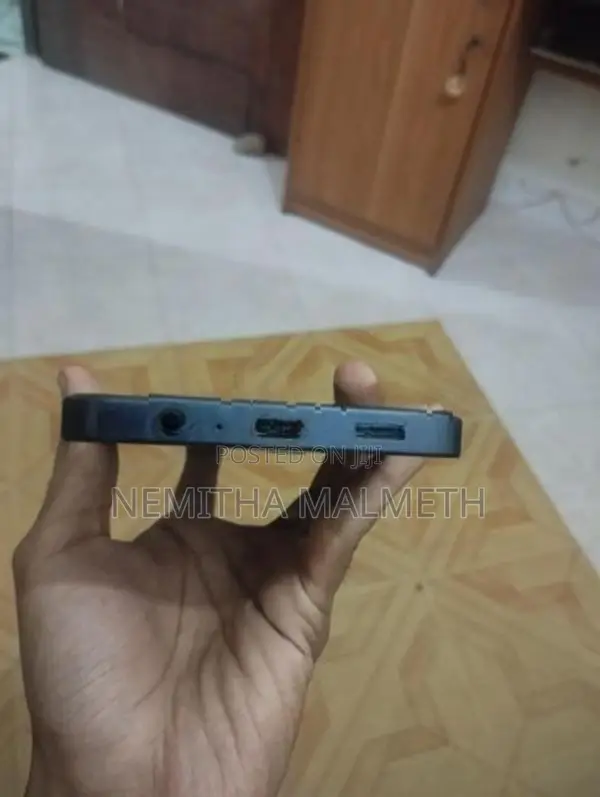 Samsung Galaxy A06 (Used)