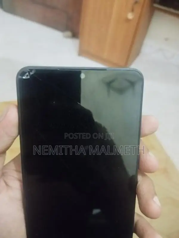 Samsung Galaxy A06 (Used)