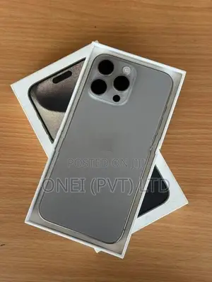 Apple iPhone 15 Pro Max 256GB (Used)
