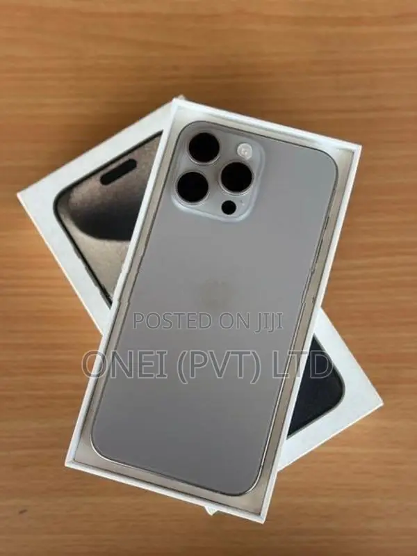 Apple iPhone 15 Pro Max 256GB (Used)
