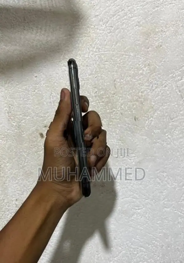 Apple iPhone 11 Pro (Used)