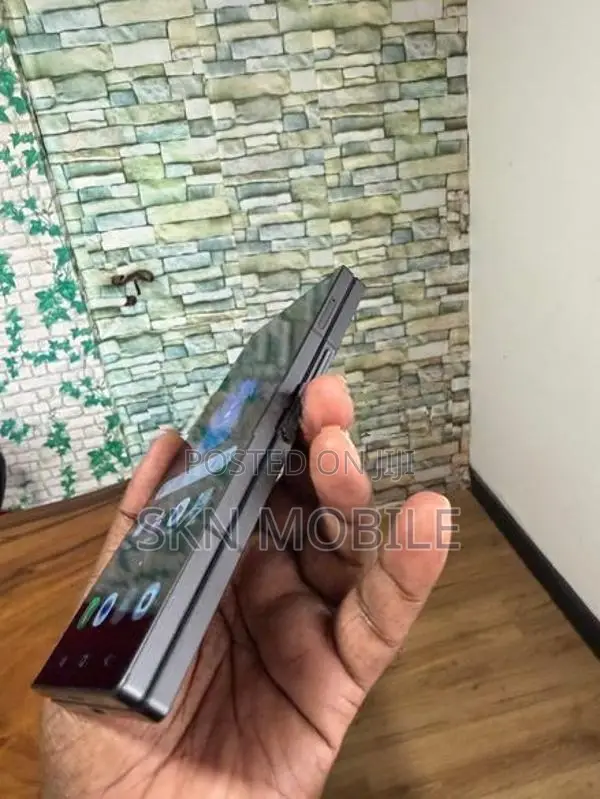 Samsung Galaxy Z Fold 6 12GB 256GB (Used)