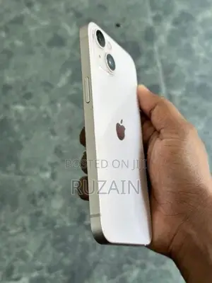 Apple iPhone 13 256GB (Used)