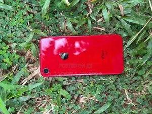 Apple iPhone 8 (Used)