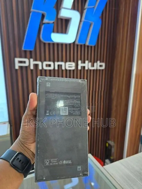 Samsung Galaxy S25 Ultra (Brand New)