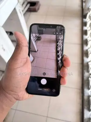 Apple iPhone 11 Pro (Used)