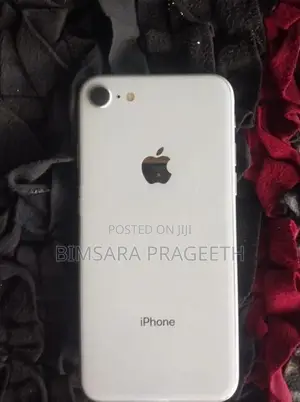 Apple iPhone 8 (Used)