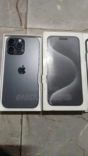 Apple iPhone 15 Pro Max 128GB (Used)