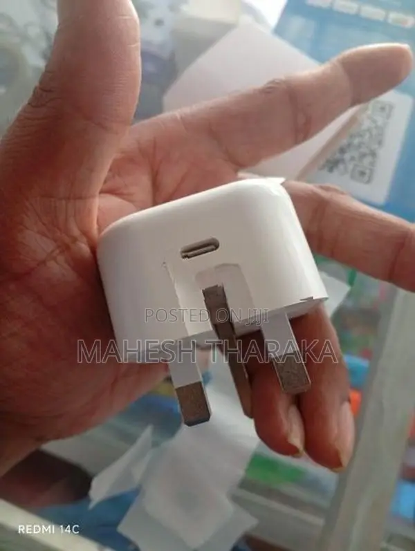 iPhone 15 Pro (Max)35W Power Adapter