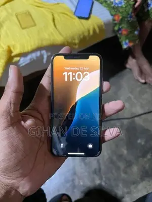 Apple iPhone XS (Used)