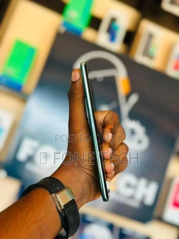 Tecno Poova Curve 128GB (Used)