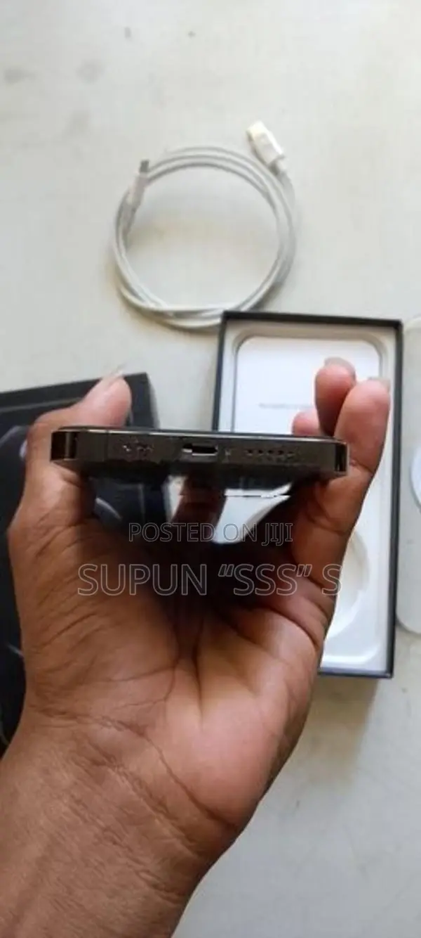Apple iPhone 12 Pro (Used)
