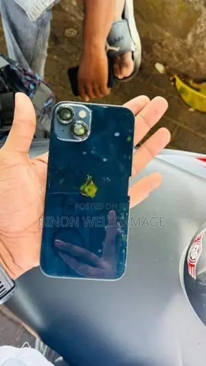 Apple iPhone 13 (Used)