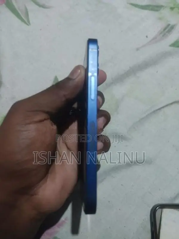 Apple iPhone 12 mini (Used)