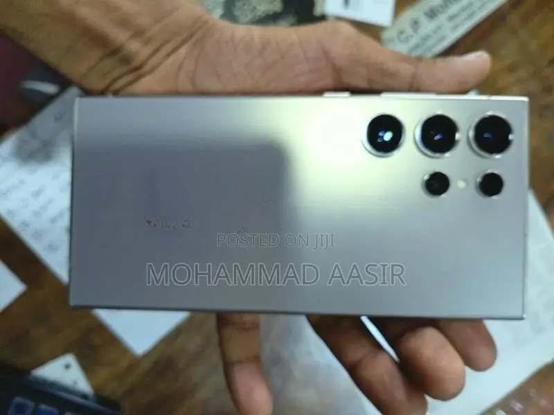 Samsung Galaxy S24 Ultra (Used)