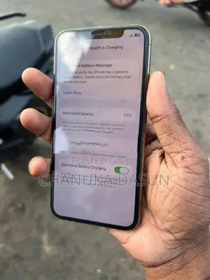 Apple iPhone 11 Pro 256GB (Used)