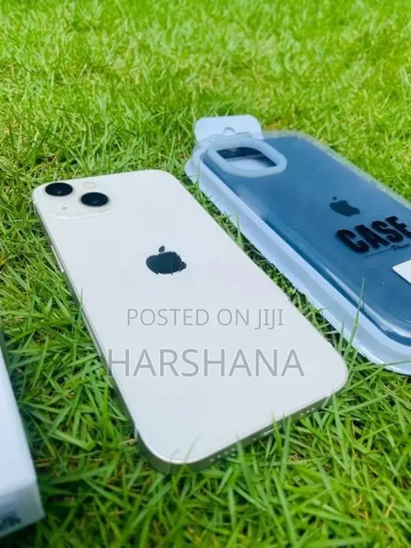 Apple iPhone 13 (Used)