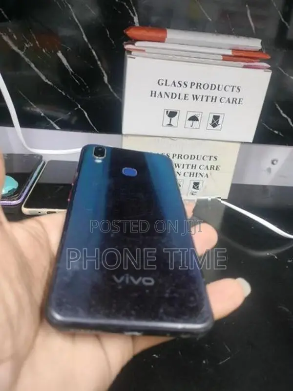 Vivo Y11 3/32 (Used)
