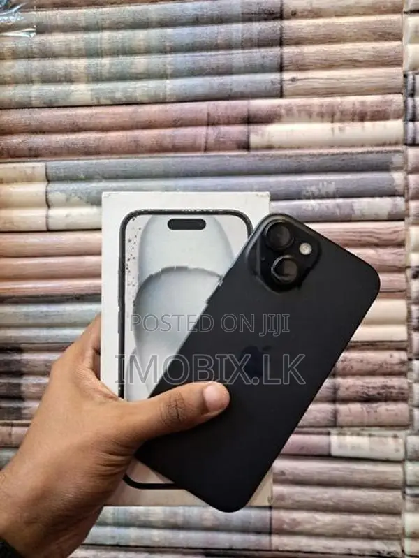 Apple iPhone 15 128GB (Used)