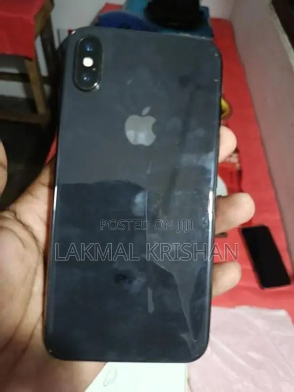 Apple iPhone XS (Used)
