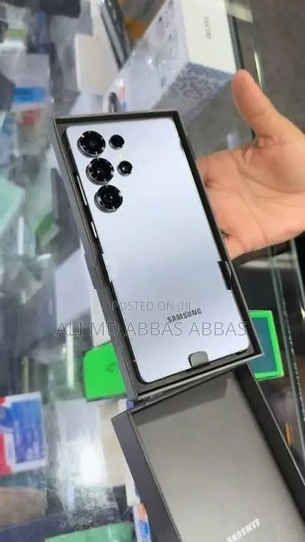 Samsung Galaxy S25 Ultra (Used)