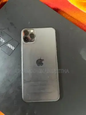 Apple iPhone 11 Pro Max (Used)