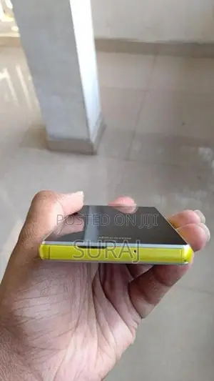 Sharp SH-02H (Used)
