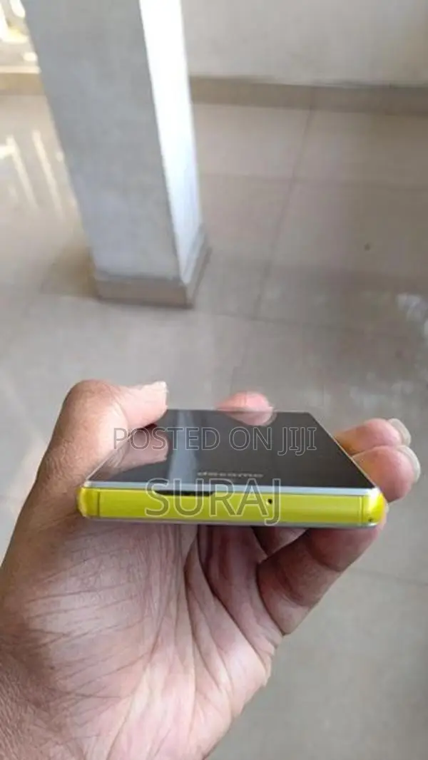 Sharp SH-02H (Used)