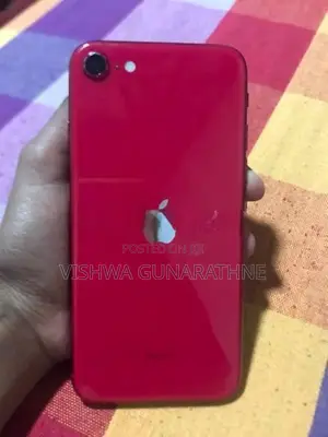 Apple iPhone SE 2 Red (Used)