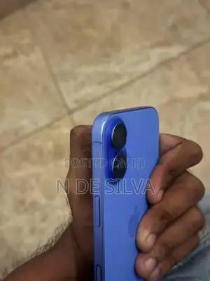 Apple iPhone 16 (Used)