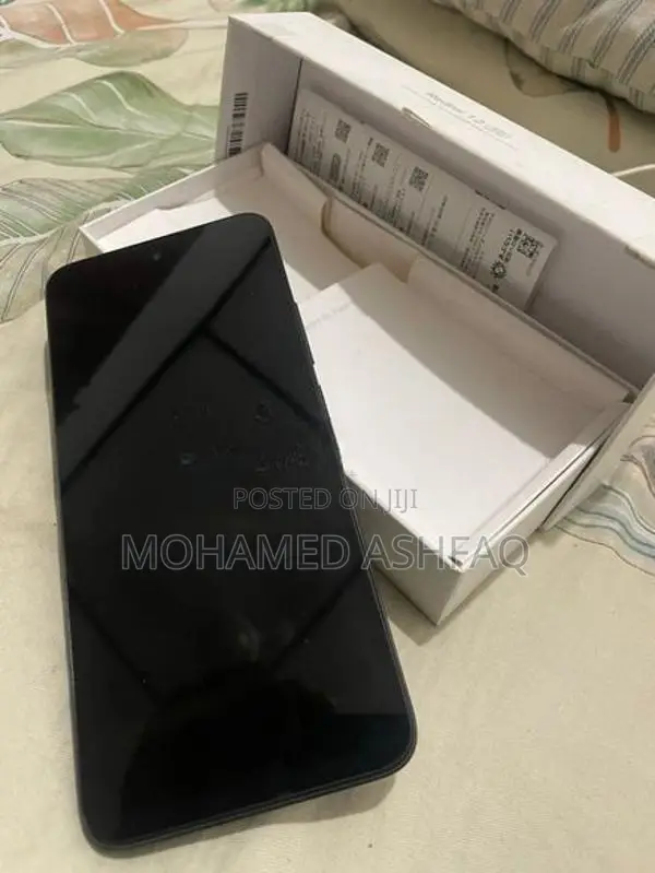 Xiaomi Redmi 12 128GB (Used)