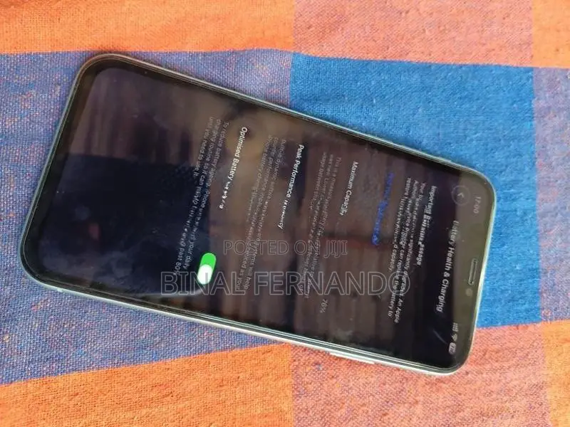 Apple iPhone 11 (Used)