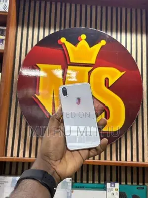 Apple iPhone X 64GB (Used)