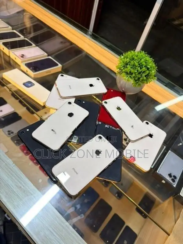 Apple iPhone 8 64GB (Used)