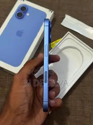 Apple iPhone 16 (Used)