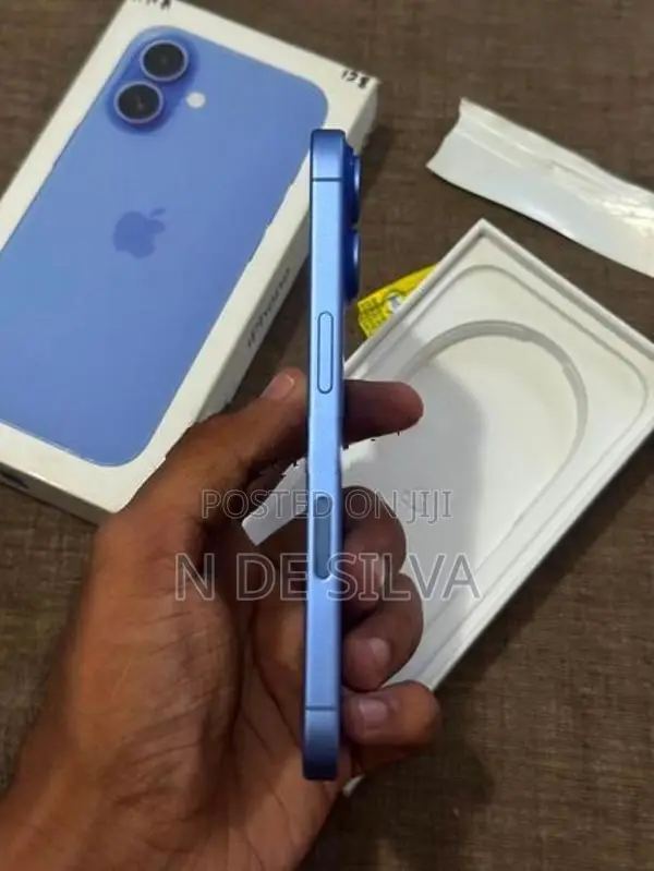 Apple iPhone 16 (Used)