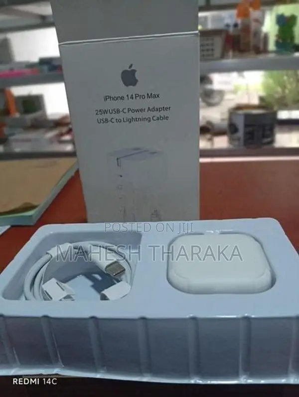 Apple iPhone 14 Pro Max Charger