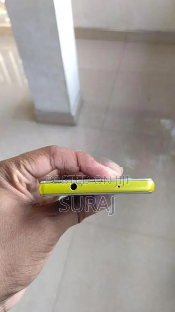 Sharp SH-02H (Used)